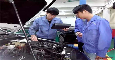 汽车维修工证书怎么考有什么用