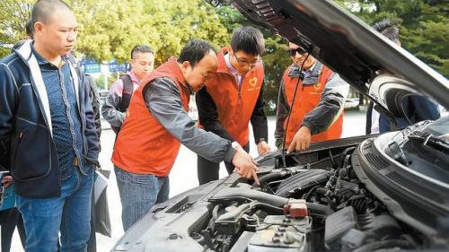汕尾在线问下汽车维修工怎么报名多少钱报考优惠中
